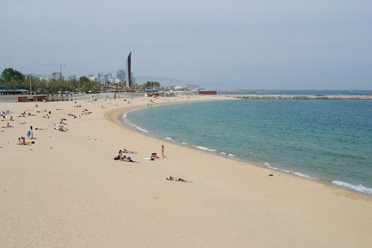Strand und Nova Icaria (Barcelona - Tag 3)