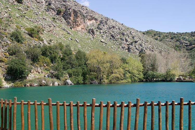 Forellensee beim Kloster Agios Nikolaos (Kreta - Knossos und Mires)