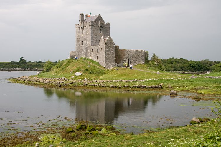 Dunguaire Castle (Irland - Westport - Ballyvaughn)
