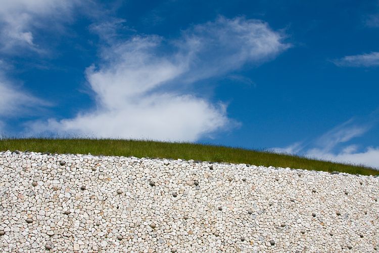 Newgrange (Irland - Trim - Larne)
