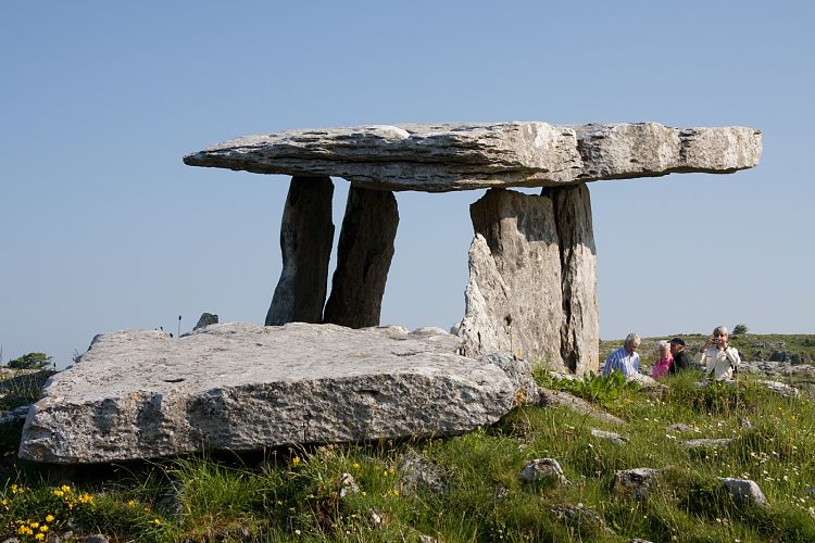 Poulnabrone Dolmen (Irland - The Burren)
