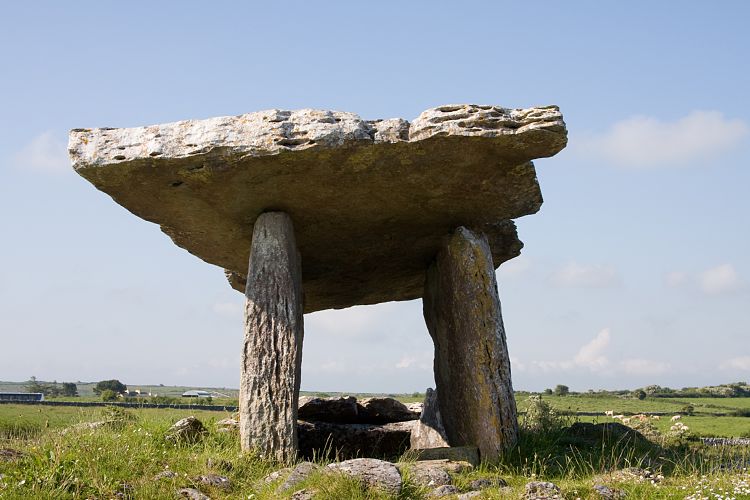 Poulnabrone Dolmen (Irland - The Burren)