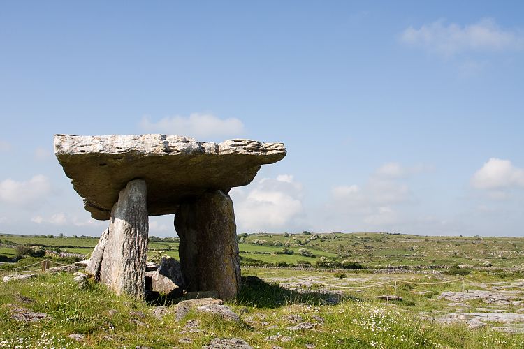 Poulnabrone Dolmen (Irland - The Burren)