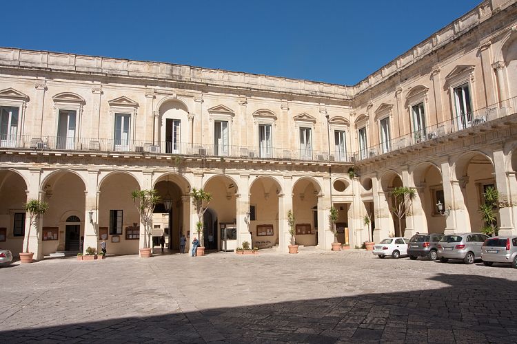 Lecce * Palazzo del Governo (Italien - Lecce & Otranto)