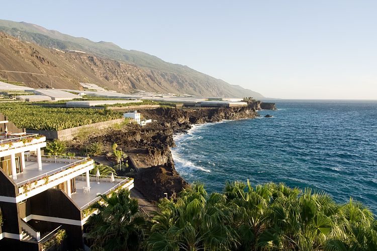 Puerto Naos (La Palma - 20031213)