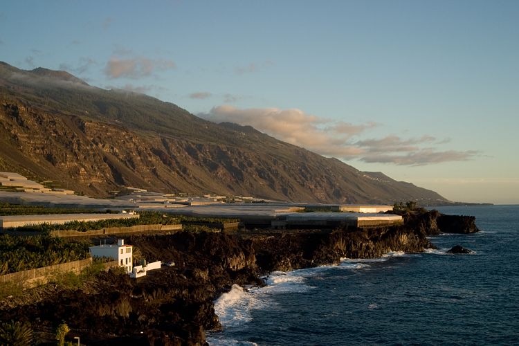 Puerto Naos (La Palma - 20031216)