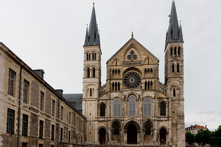 Reims (Frankreich - Mont-Saint-Michel)