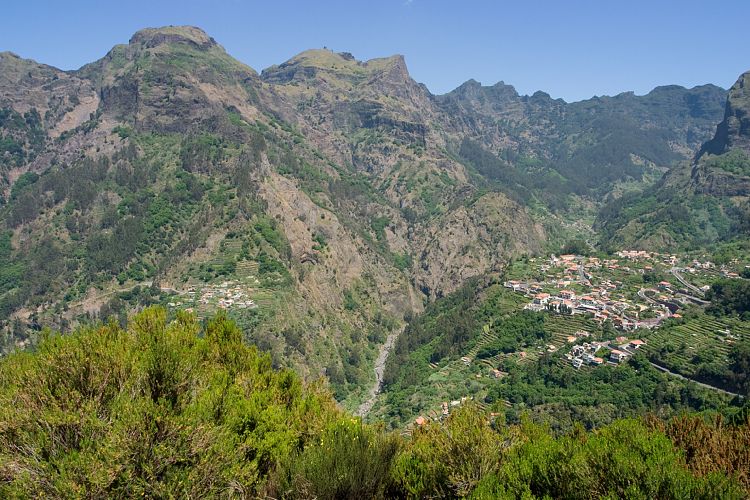 Eira do Serrado (Madeira - Curral das Freiras)