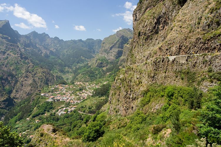 Eira do Serrado (Madeira - Curral das Freiras)