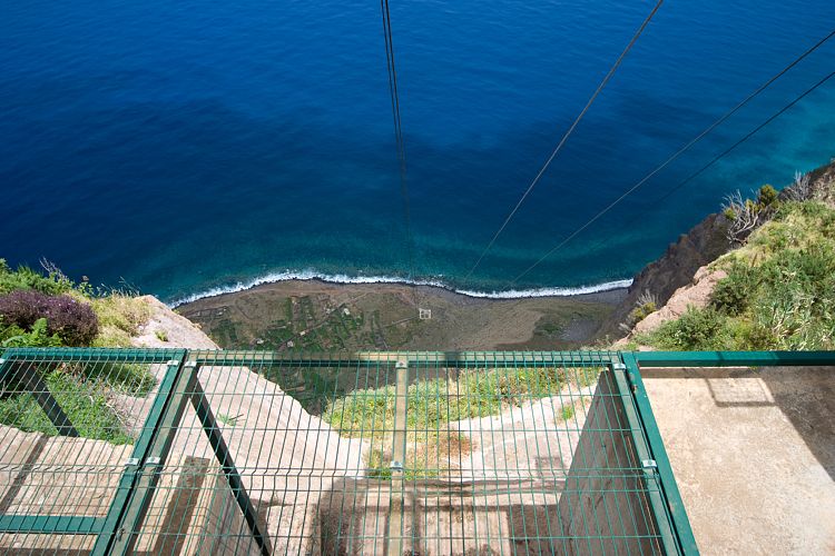 Seilbahn bei Achadas da Cruz (Madeira - Westkste)
