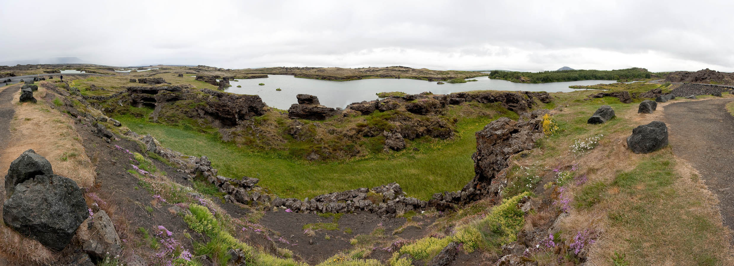 Panorama >> Sktustaaggar Myvatn