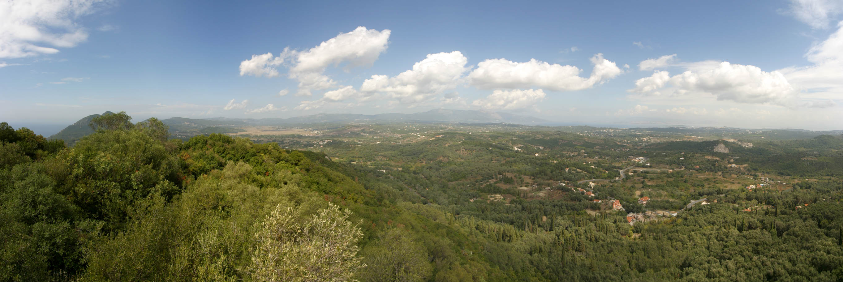 Panorama >> Korfu - Kaiser's Throne in Pelekas