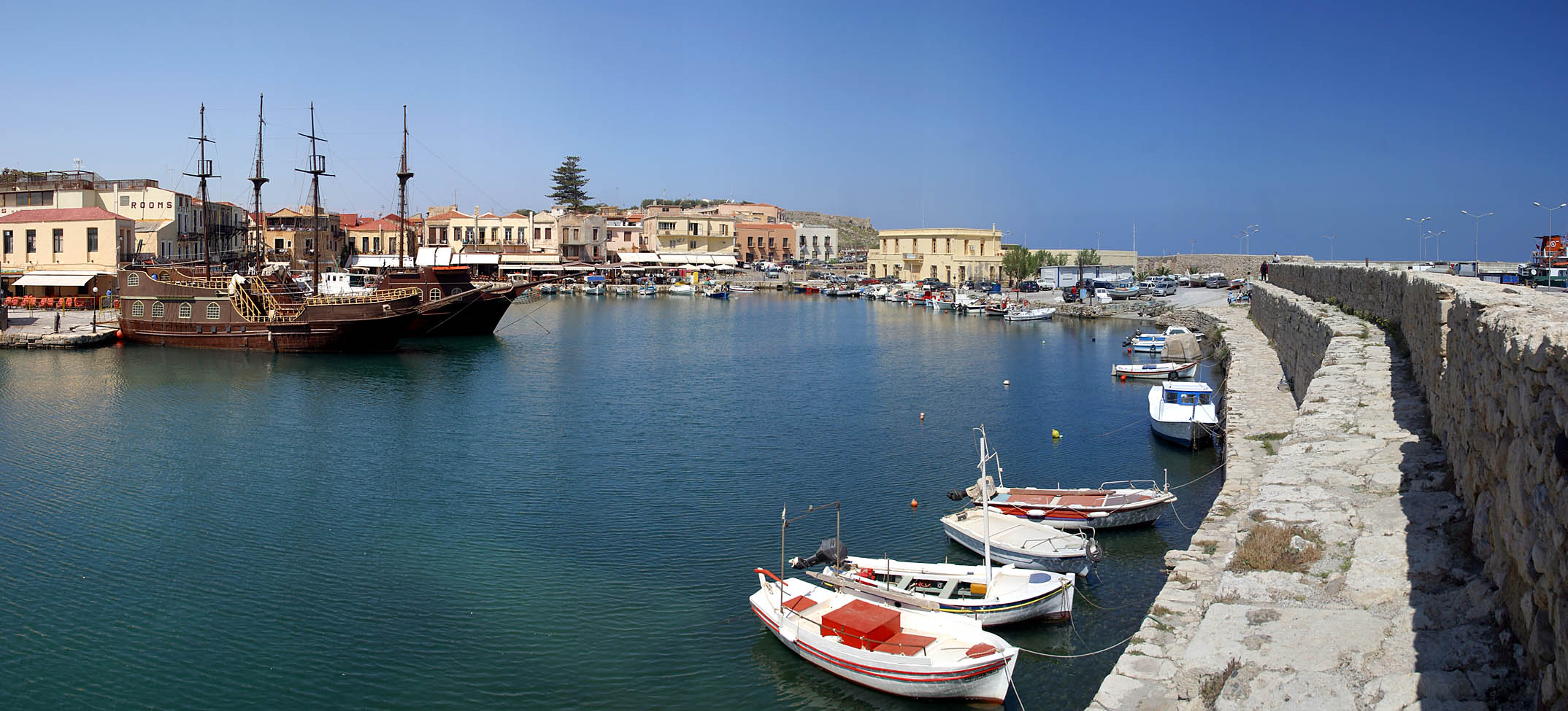 Panorama >> Kreta - Der Hafen von Rethymnon