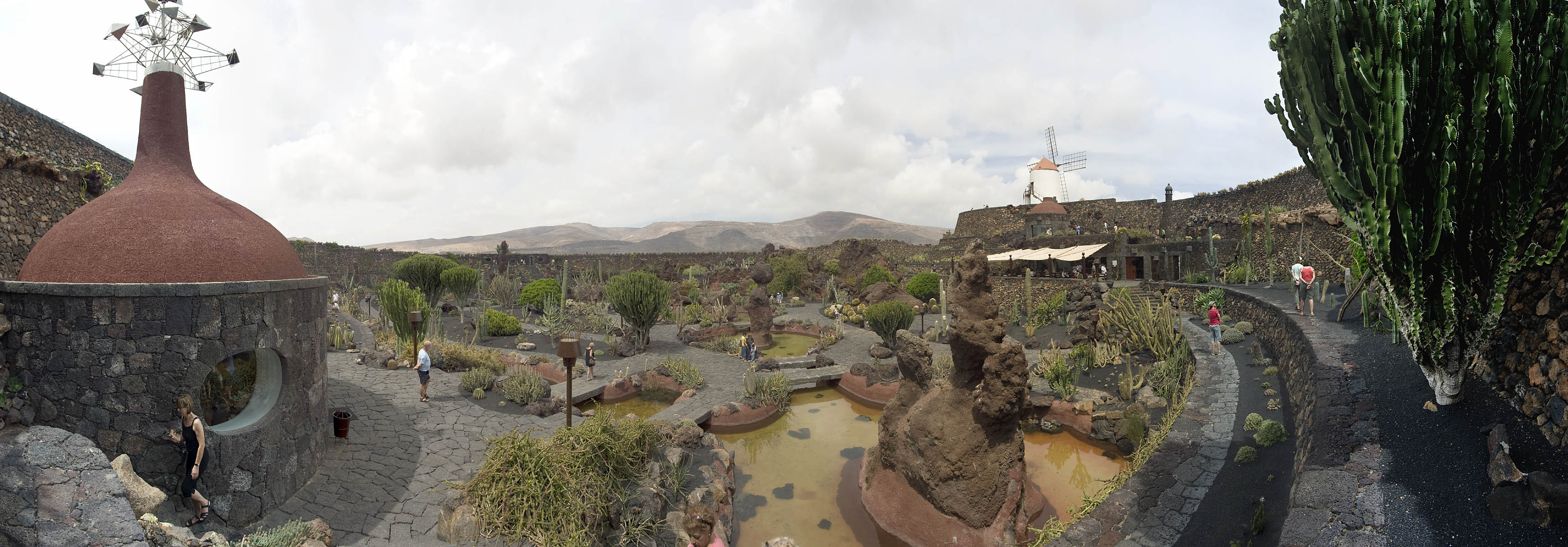 Panorama >> Lanzarote - Jardin de Cactus (Kaktusgarten)