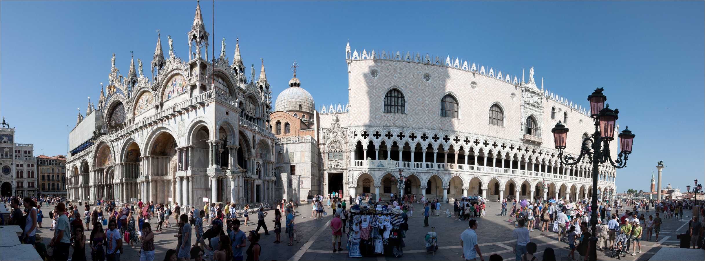 Panorama >> Venedig Markuskirche und Dogenpalast