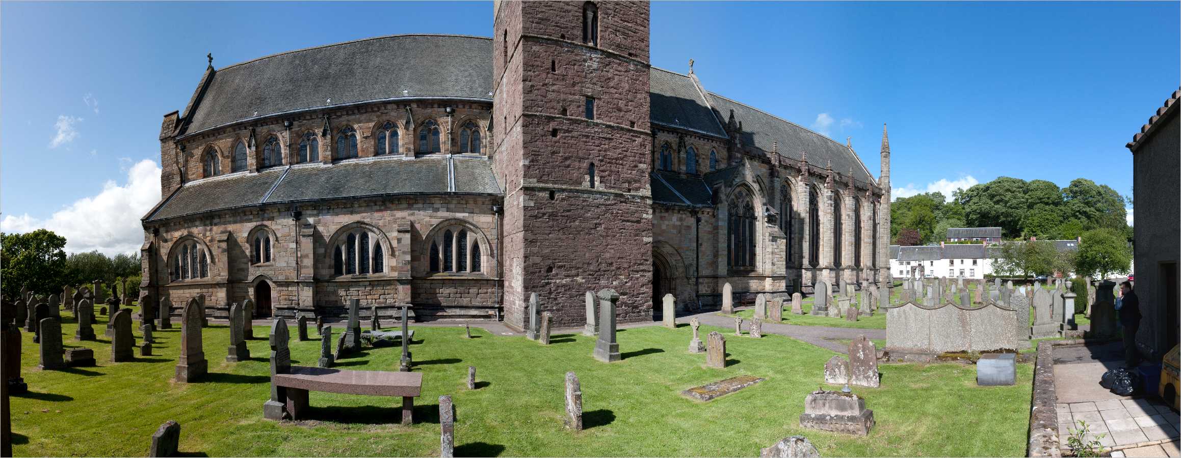 Panorama >> Dunblane Cathedral