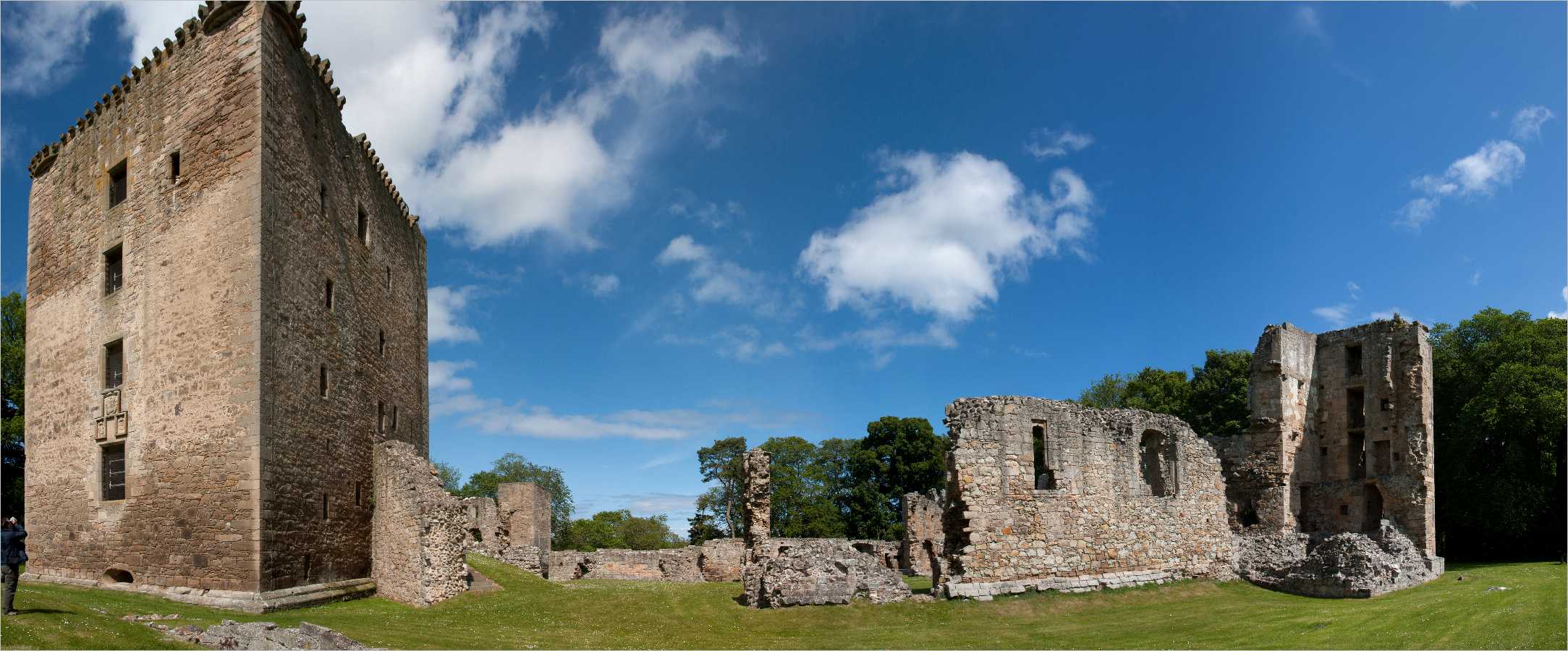 Panorama >> Spynie Palace
