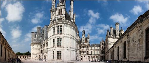 Panorama Innenhof Schloss Chambord