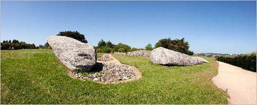 Panorama Locmariaquer Dolmen