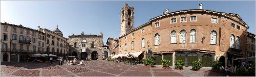 Panorama Bergamo Piazza Vecchia